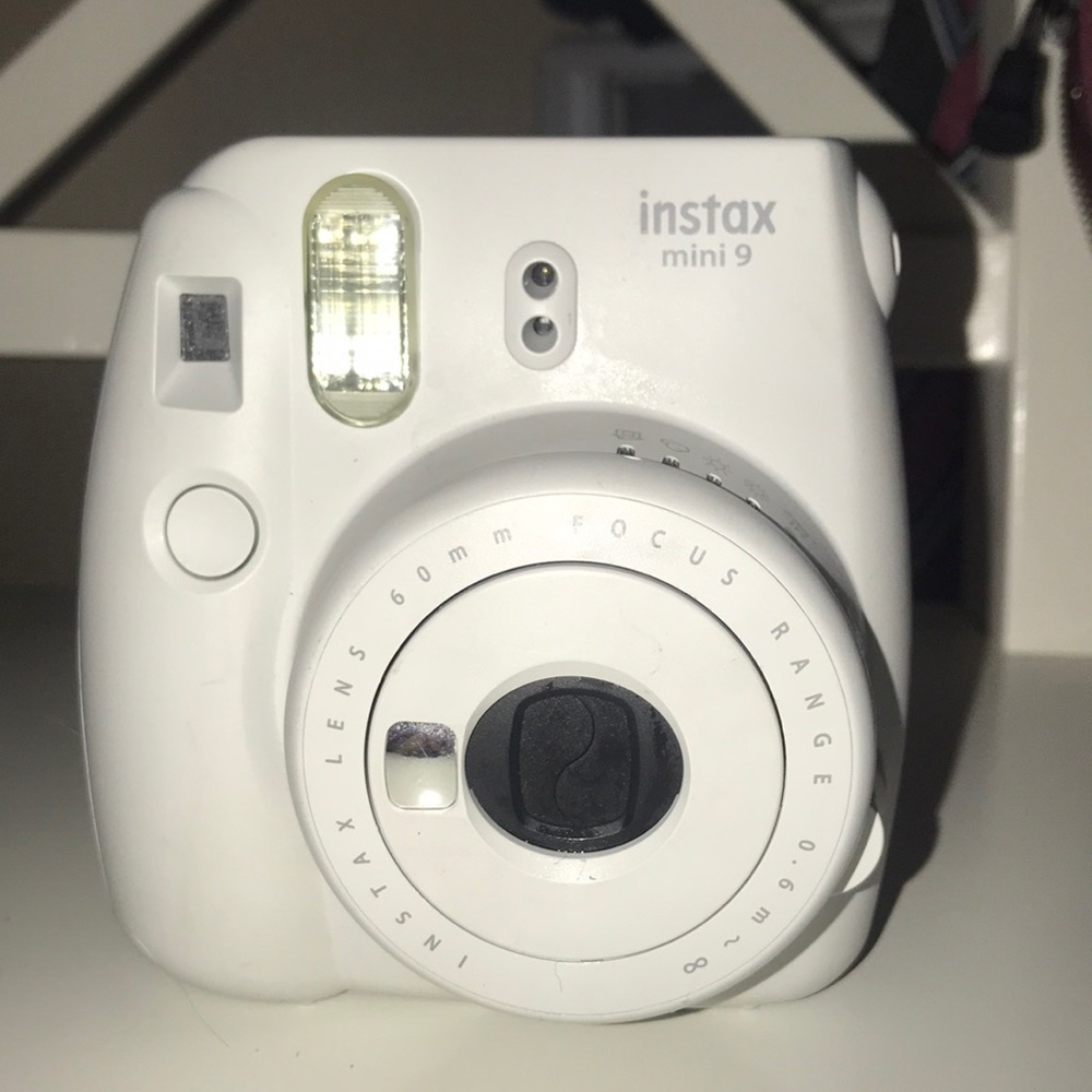 Fujifilm Instax Mini 9 Polaroid Camera